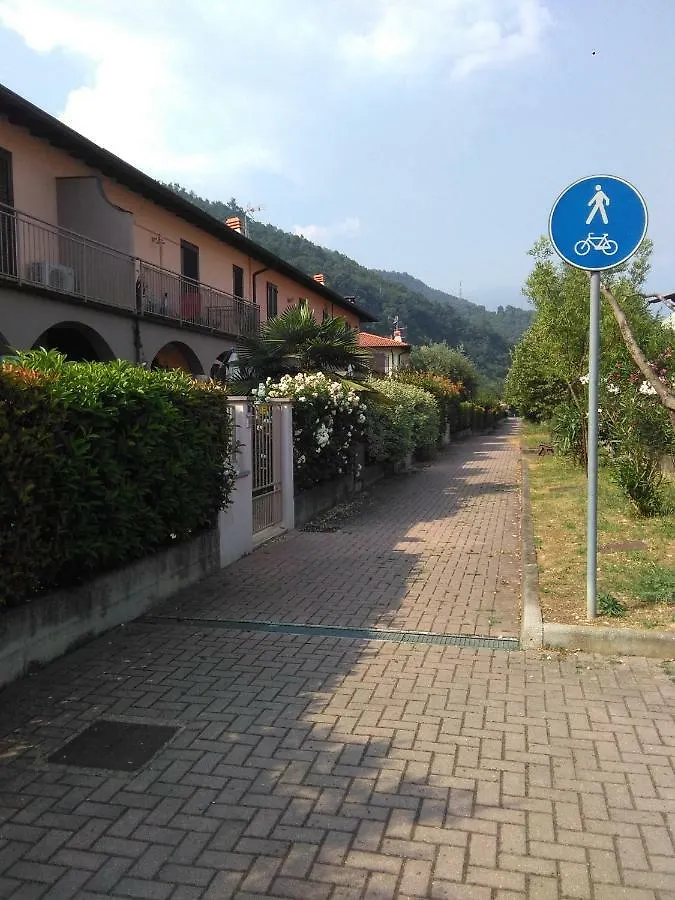Appartamento Ortensia Roe 0*,  Italy