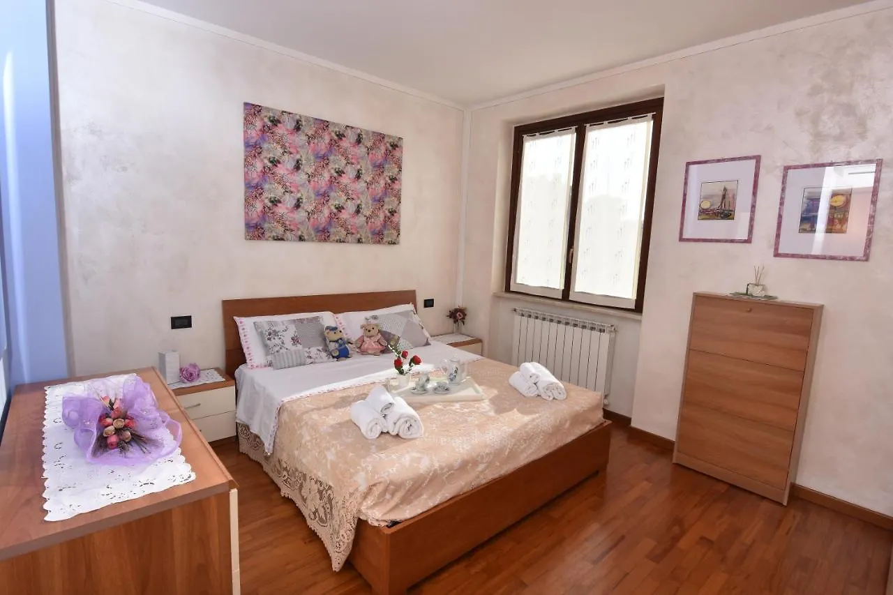 Appartamento Ortensia Roe Apartment
