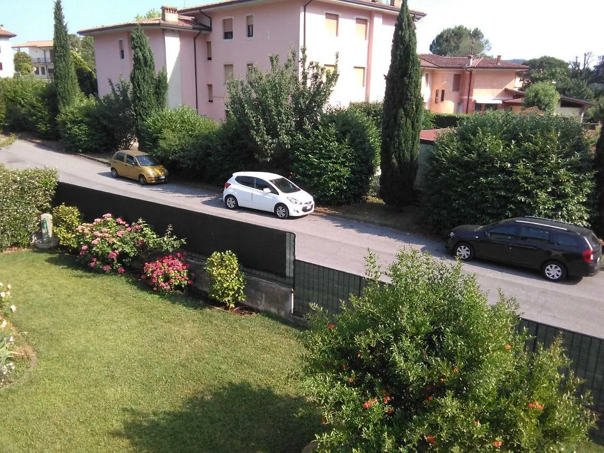 Appartamento Ortensia Roe 0*,